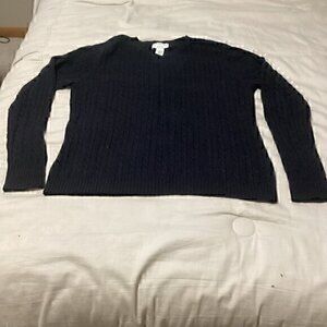 Black woman’s size large (14-16) Covington sweater